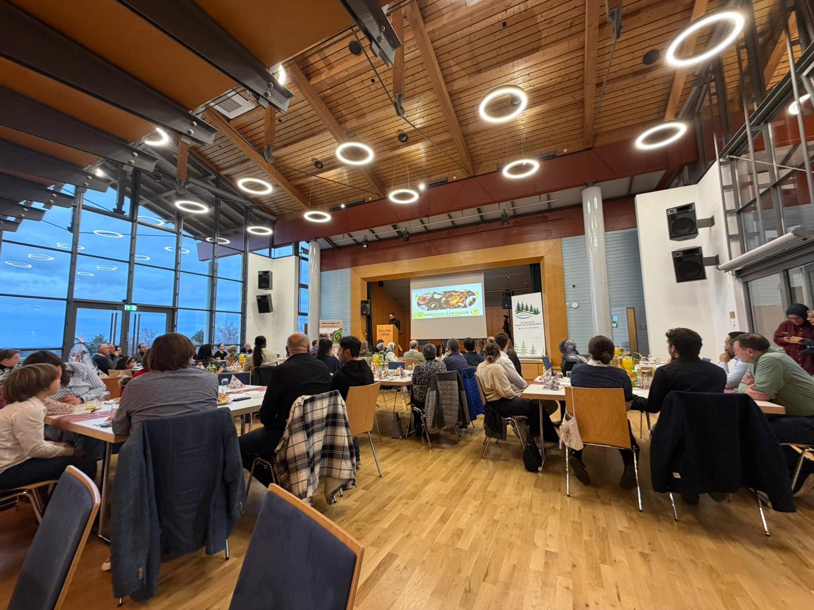 Dialog- Iftar in Loßburg : Gemeinsam am Tisch