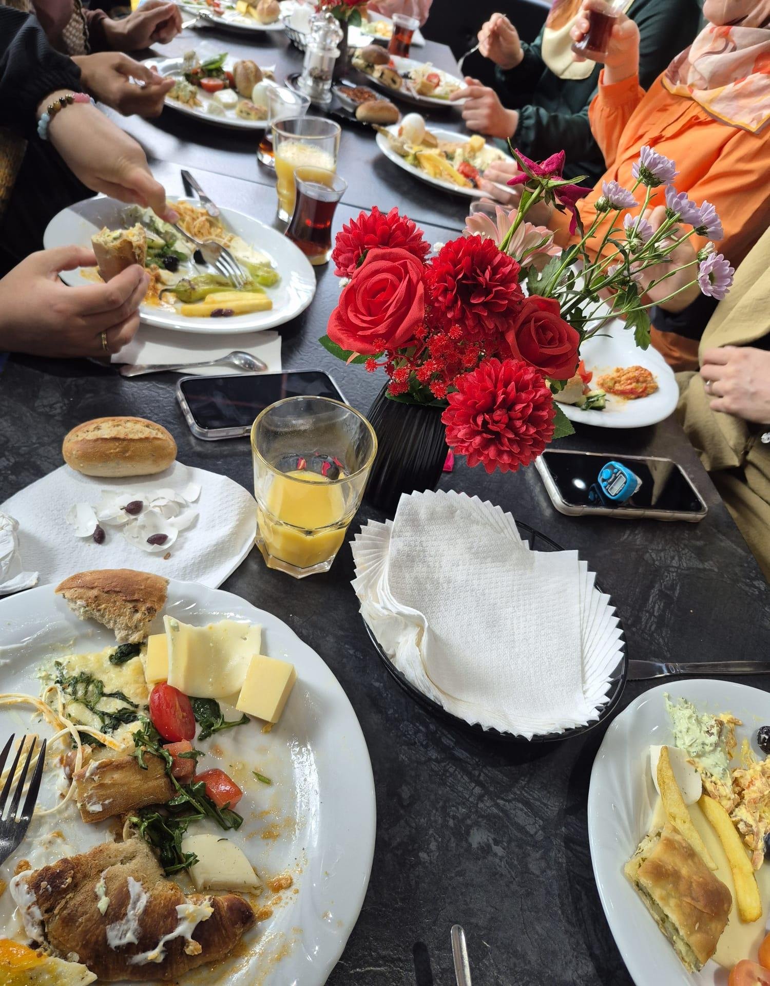 Rückblick: Frauenfrühstück & Begegnungstreffen
